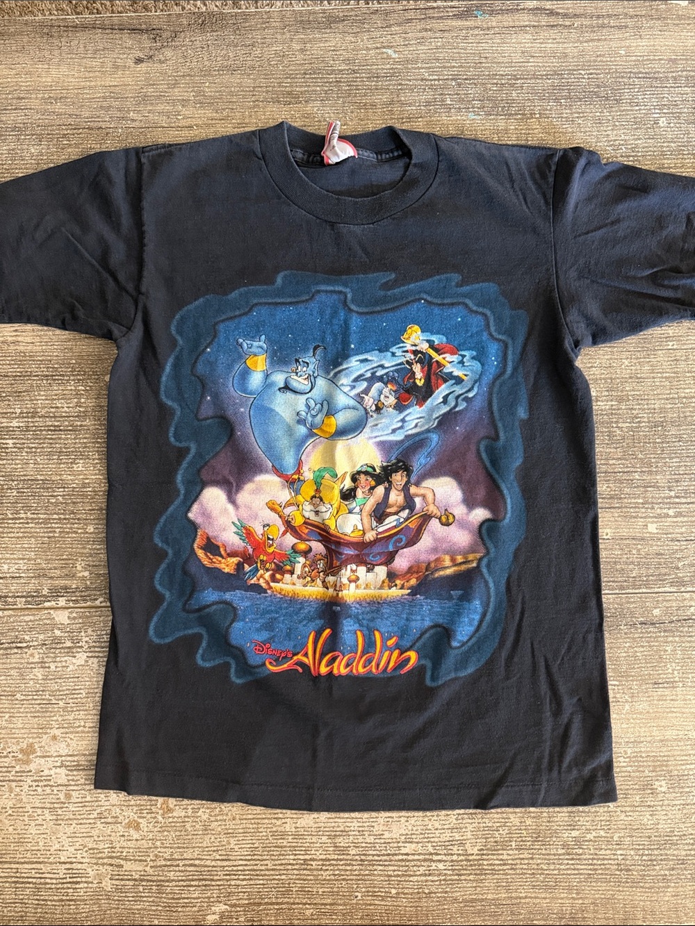 Vintage Disney Aladdin cast graphic t shirt